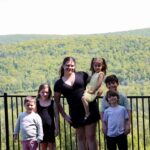https://www.stroudsmoor.com/wp-content/uploads/2025/05/MothersDay2025-35.jpg