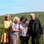 https://www.stroudsmoor.com/wp-content/uploads/2025/05/MothersDay2025-60.jpg